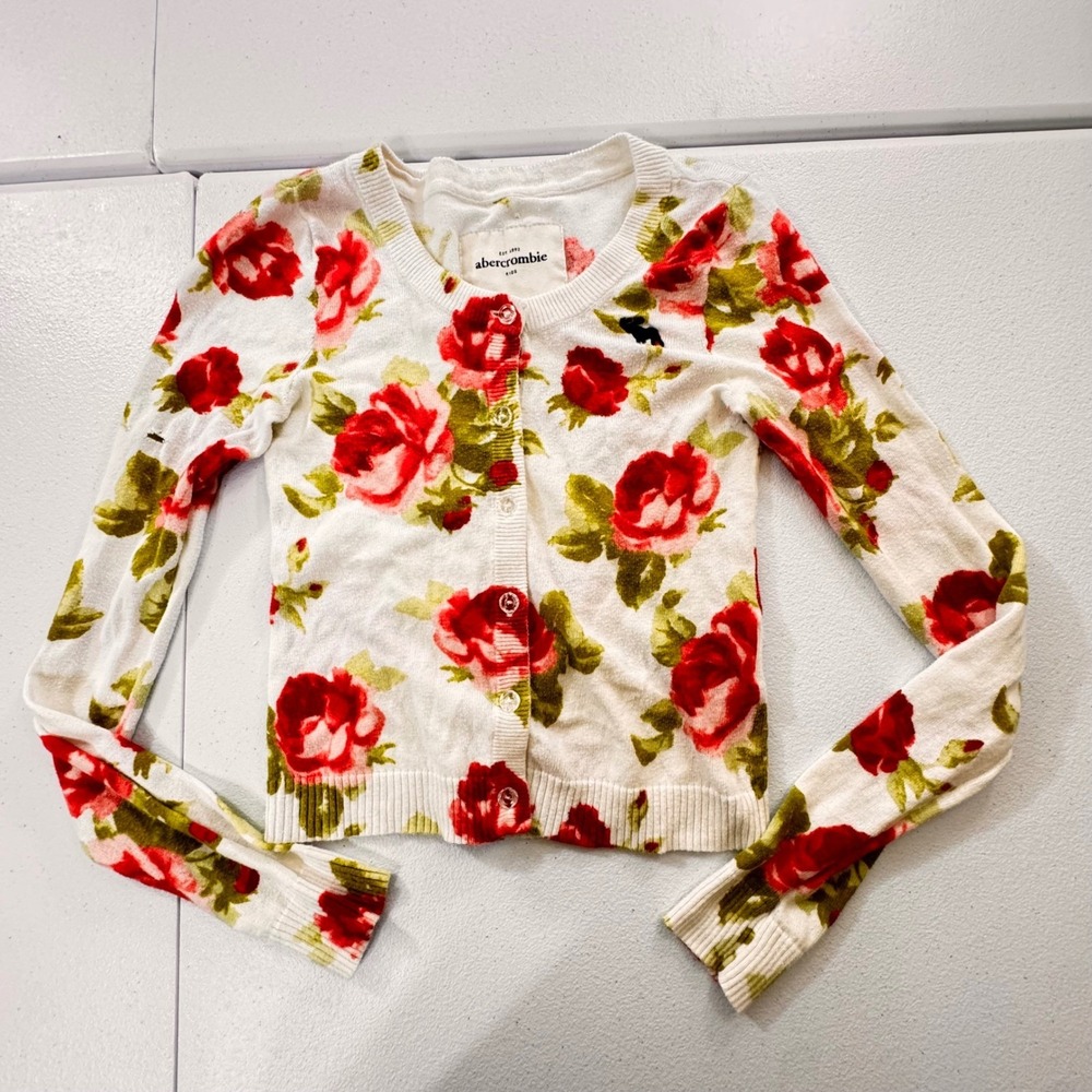 Y2K chic Abercrombie Kids Girls Floral Rose Print Cardigan Sweater Sz S cottage